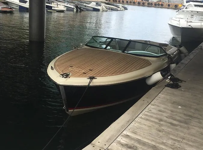 The Company - Aker Brygge * Осло